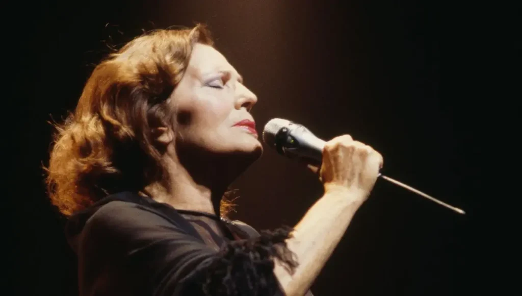 Amalia Rodrigues, Chanteuse Portugaise, Fado, Seniordunet